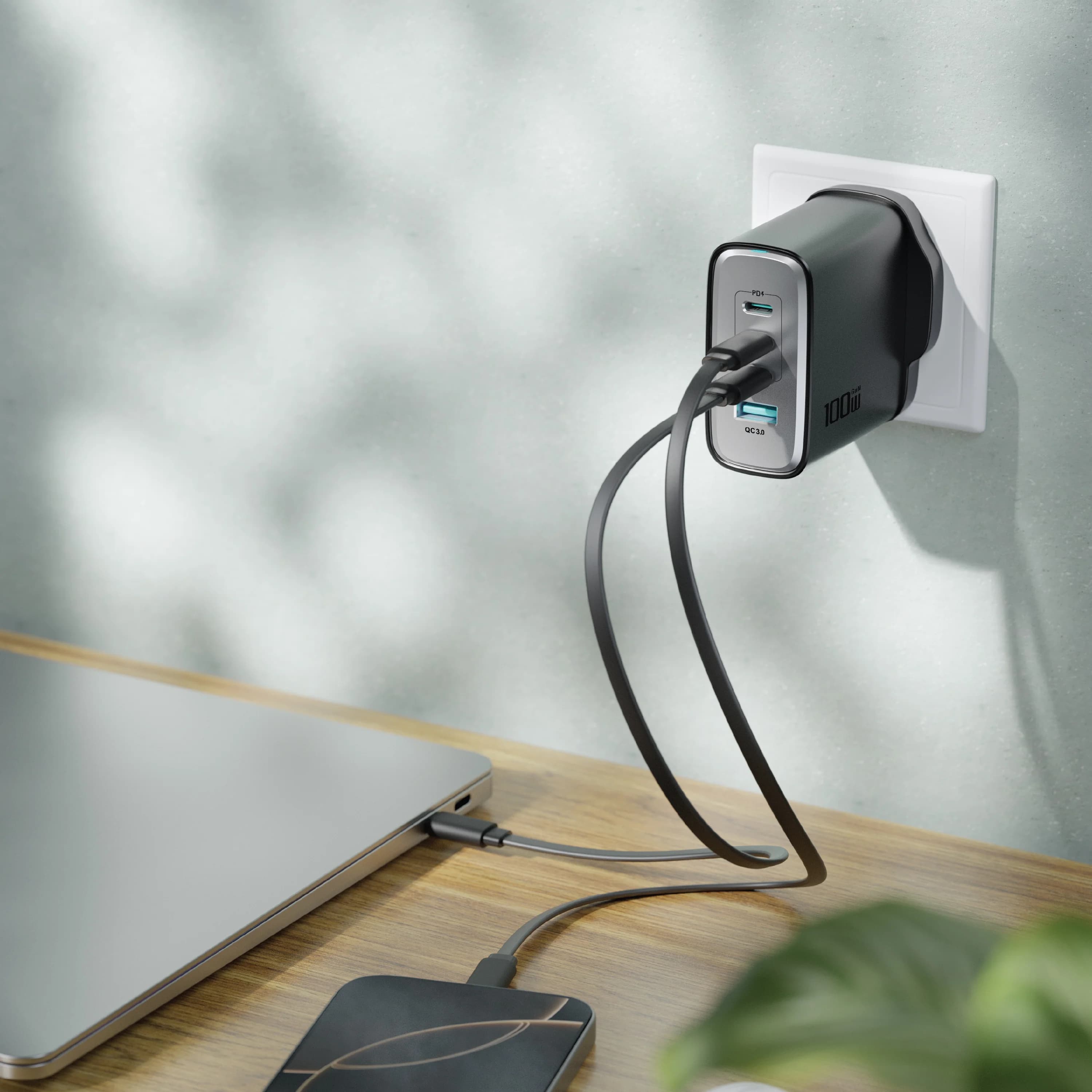 Green Lion Wall Charger GN1003C1AUKBK - 100W GaN, USB-A & 3 USB-C, Black 2