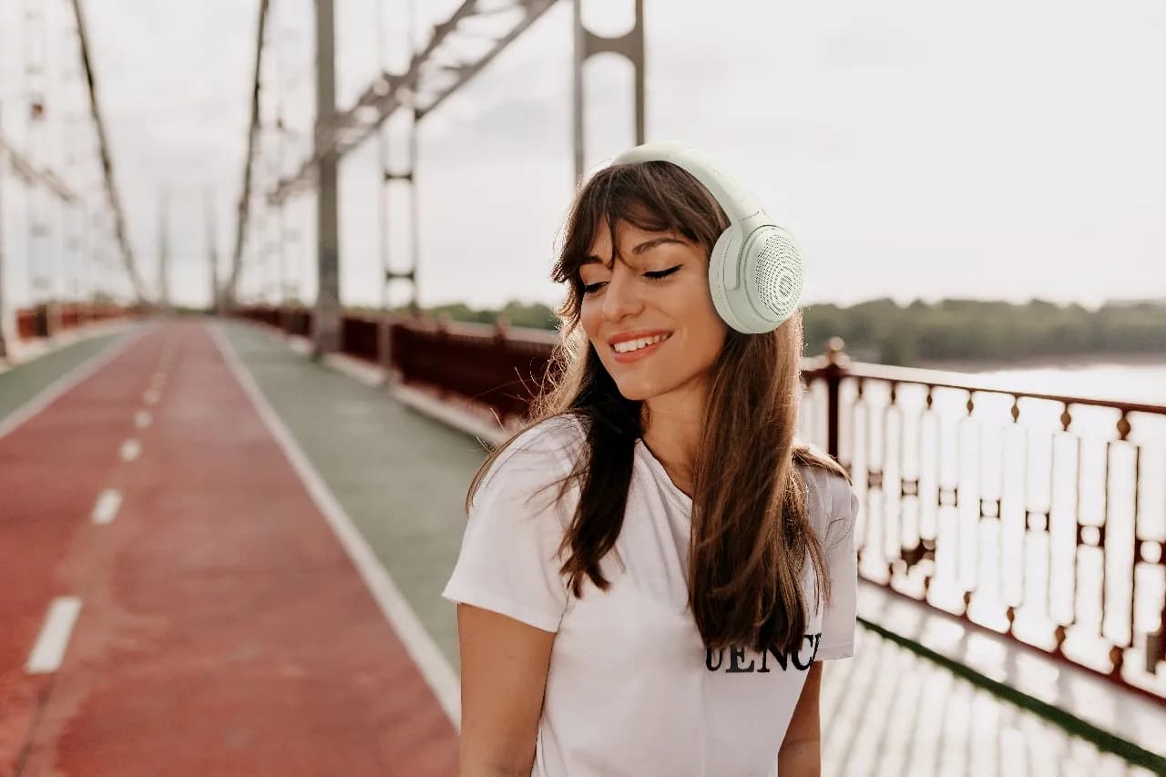 Green Lion SOUNDFLEX 2-in-1 Headphones and Speaker 1 Green Lion SOUNDFLEX 2-in-1 Headphones and Speaker 1