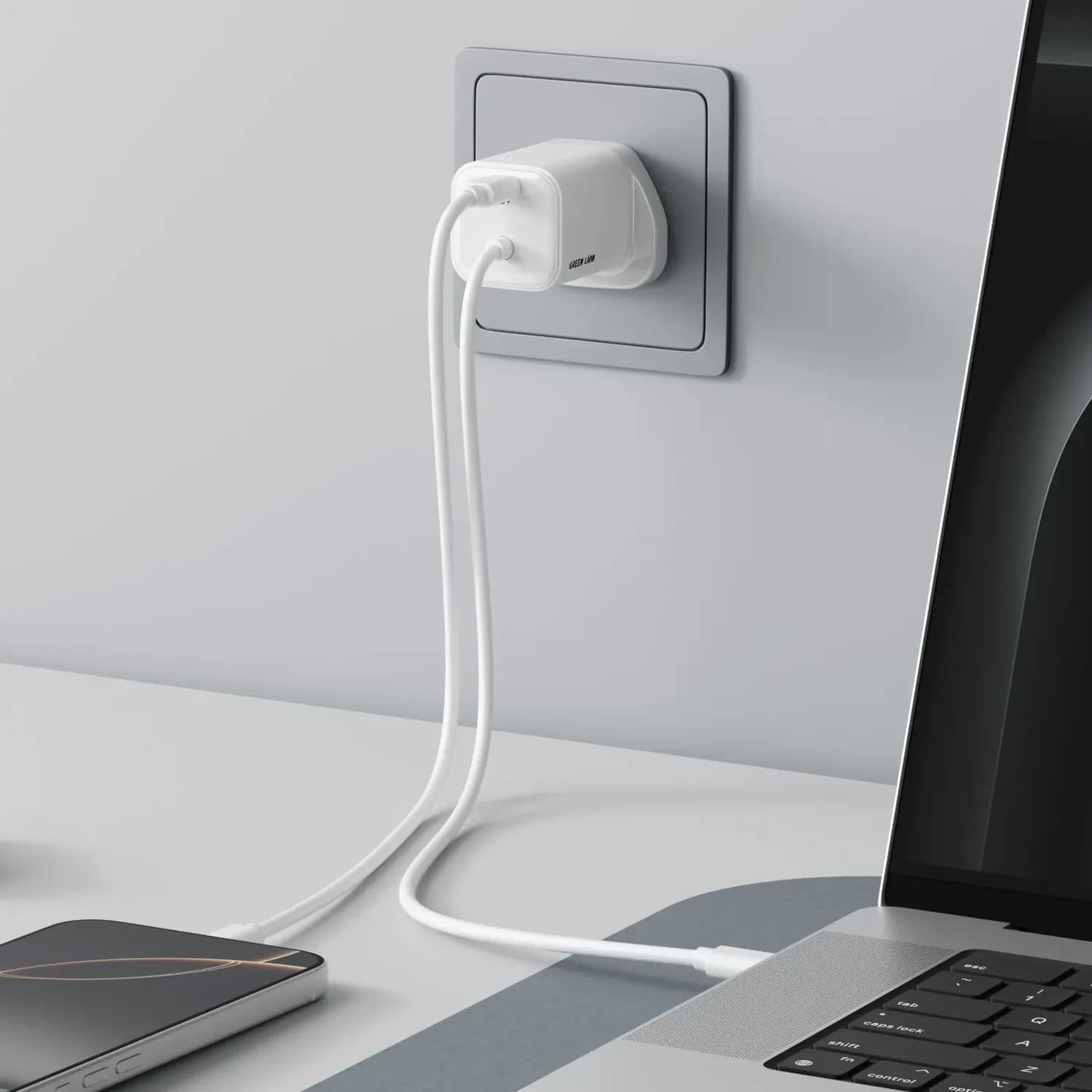 Green Lion GaN Charger - 30W PD, Built-In USB-C Cable, White 4