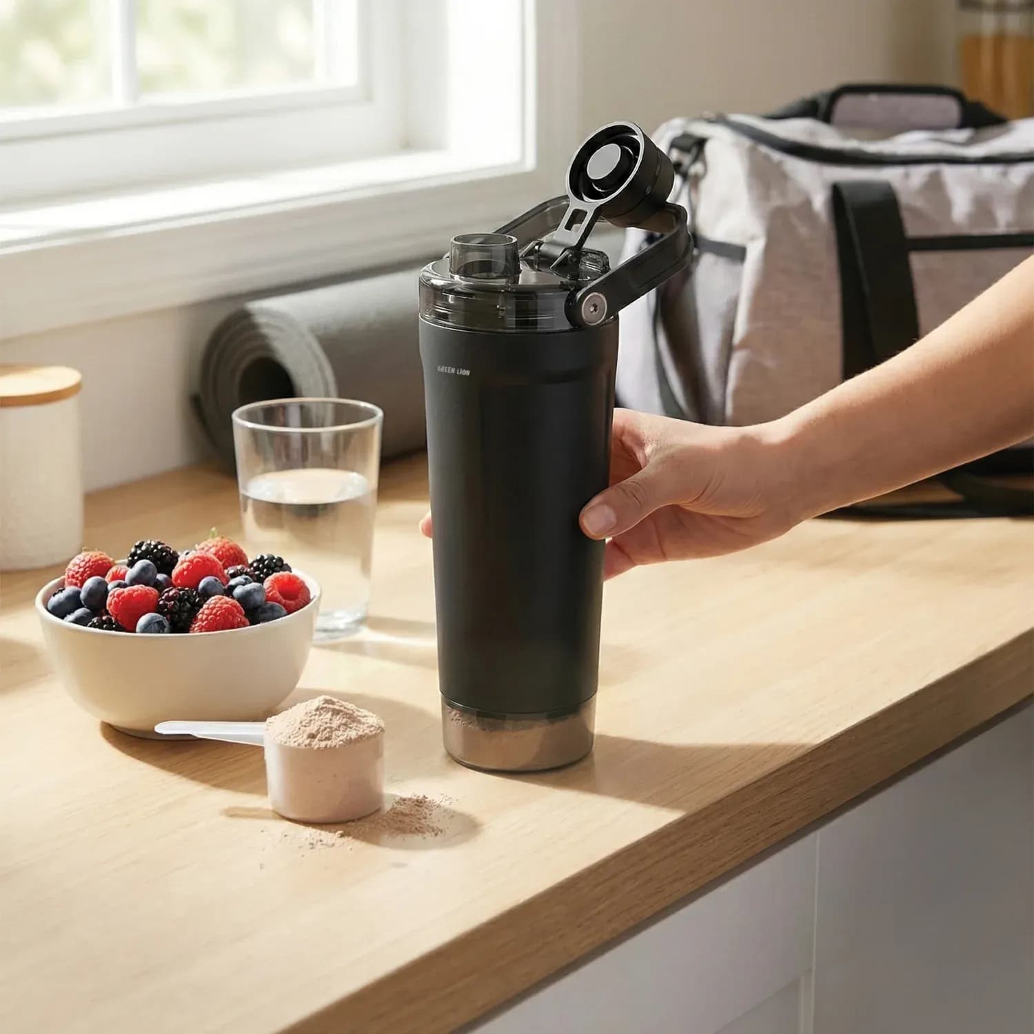 Green Lion Vacuum Tumbler - 590ml, Black — Black 2