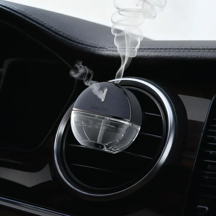 Green Lion Car Fragrance Diffuser - Eaglewood, Silver 2