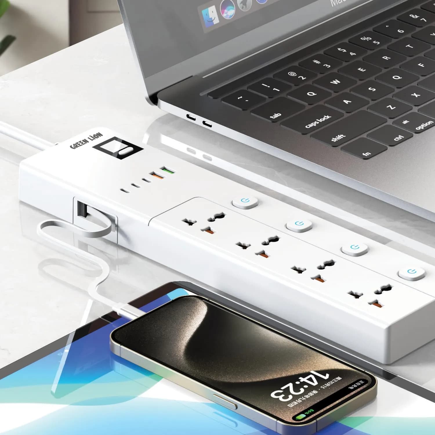 Green Lion Power Socket GS-800 - 3500W, Retractable USB-C, White — Black 3