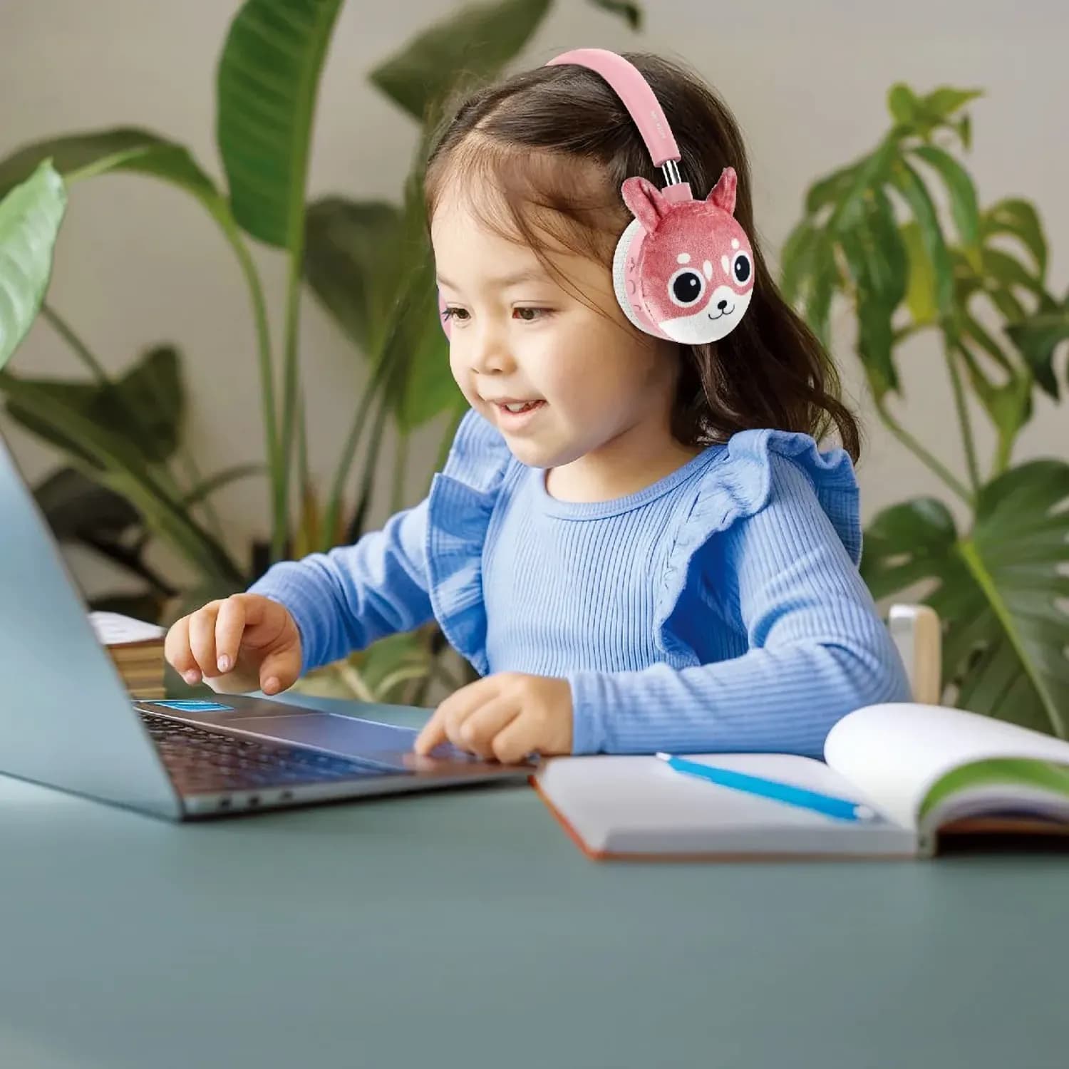 Green Lion Wireless Headphones GK-600 - Kids, Pink — Blue 3