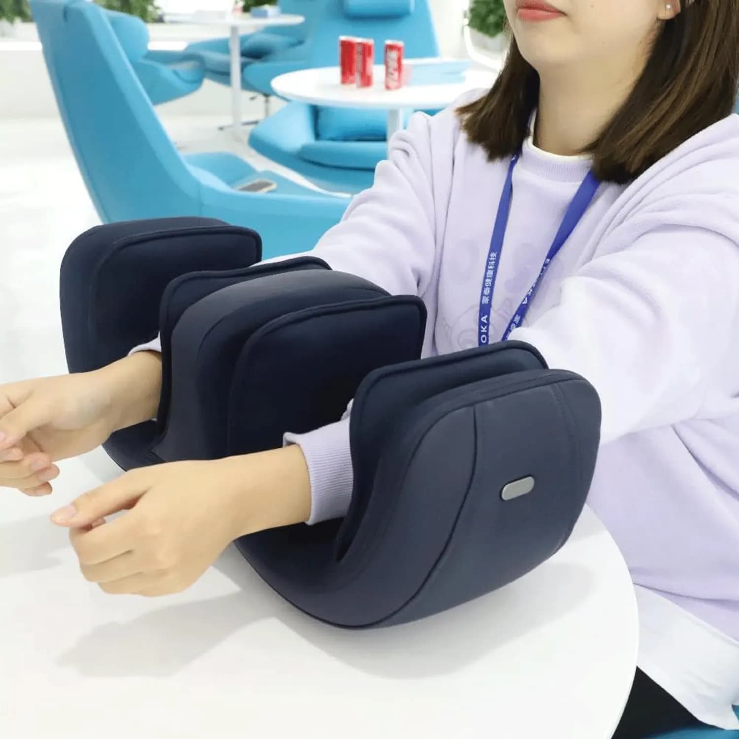 Green Lion Multifunctional Massager - Hot Compress, Blue 3