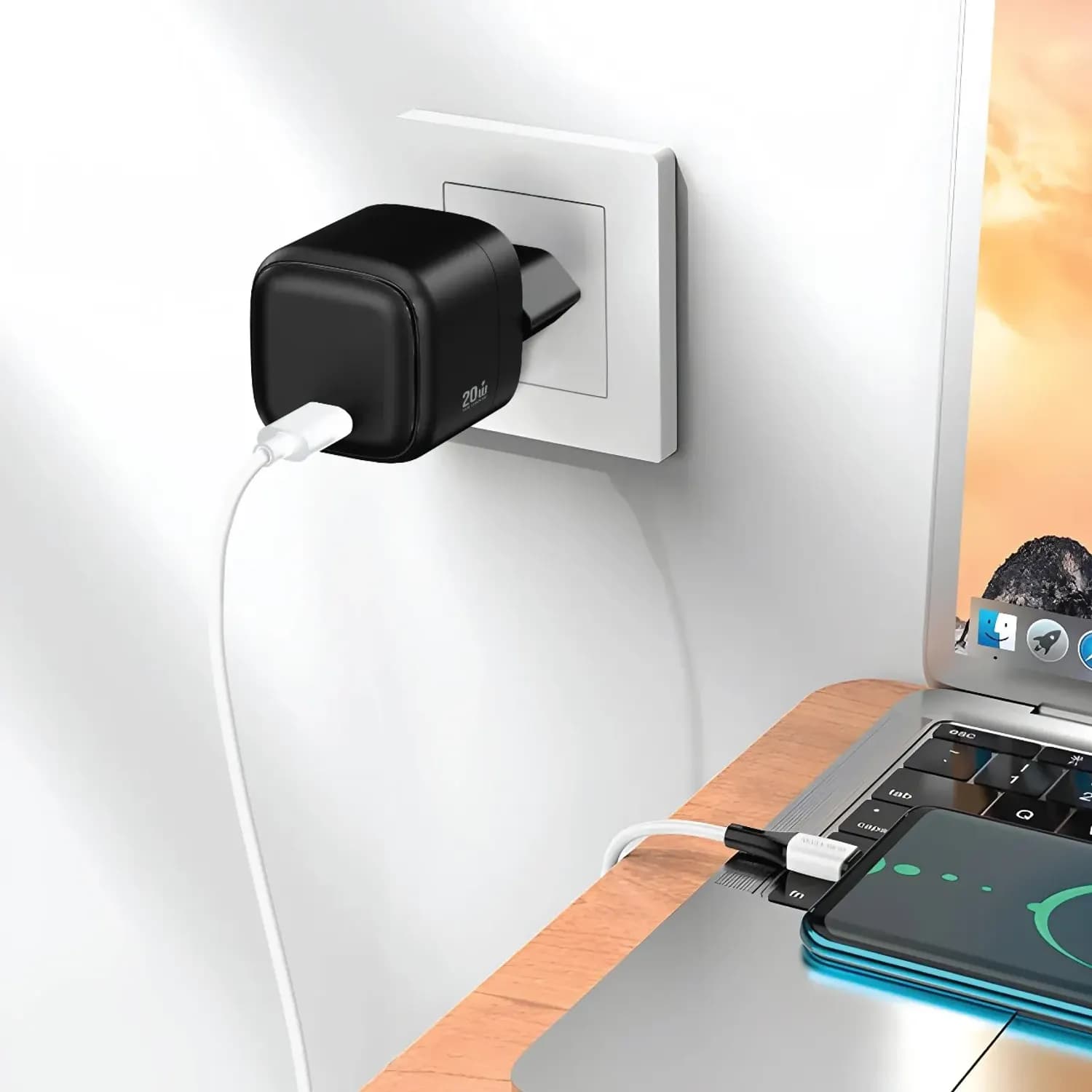 GREEN LION Wall Charger - 20W USB-C, Black 2