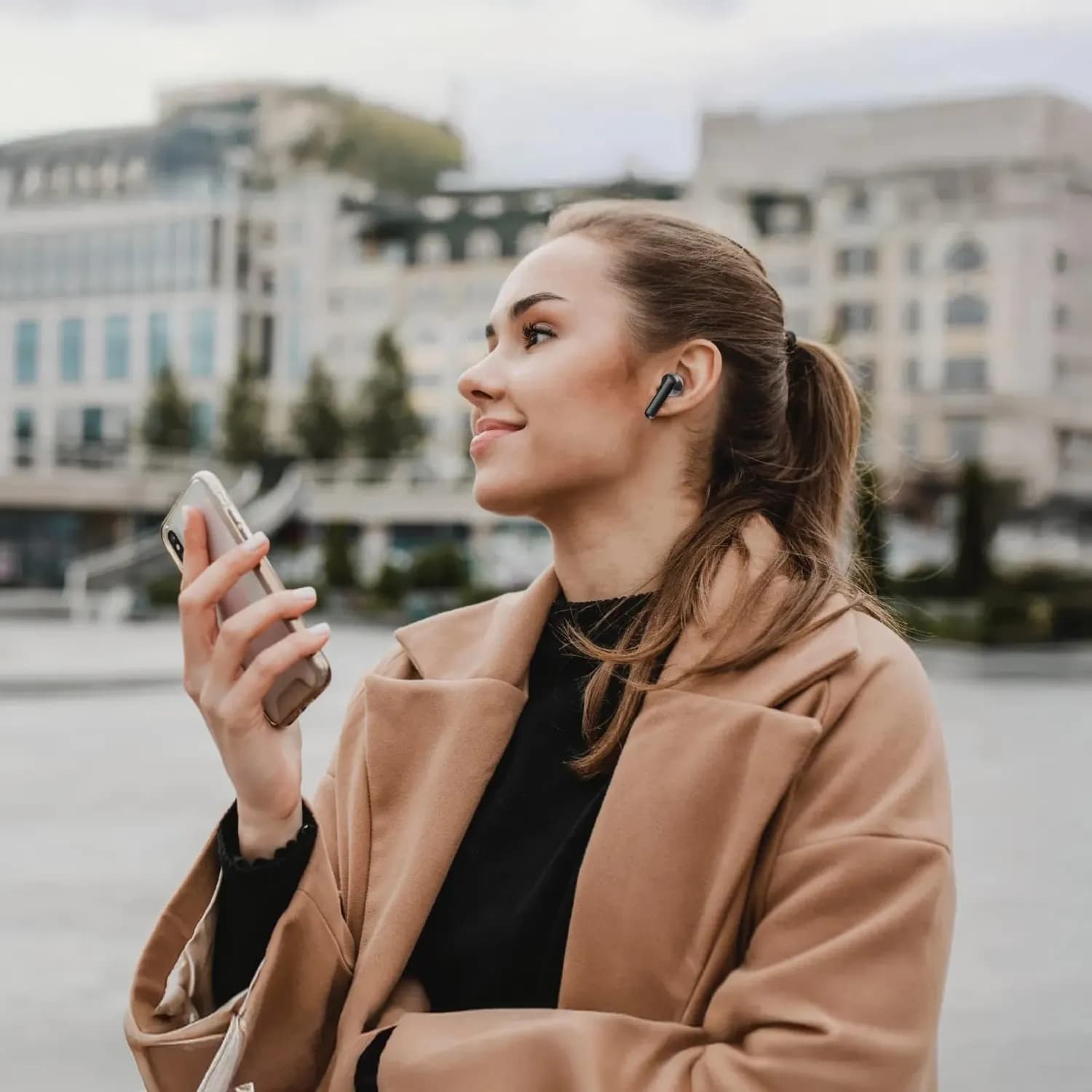 Green Lion True Wireless Earbuds Osaka - Lightweight, Grey — White 3