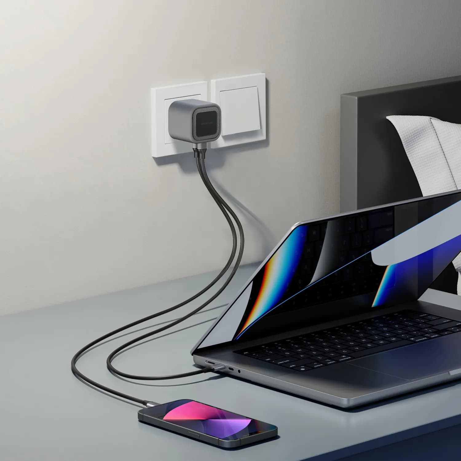 Green Lion Charger Premium Series - 35W PD, USB-C & USB-A, Foldable Plug, Gray 2
