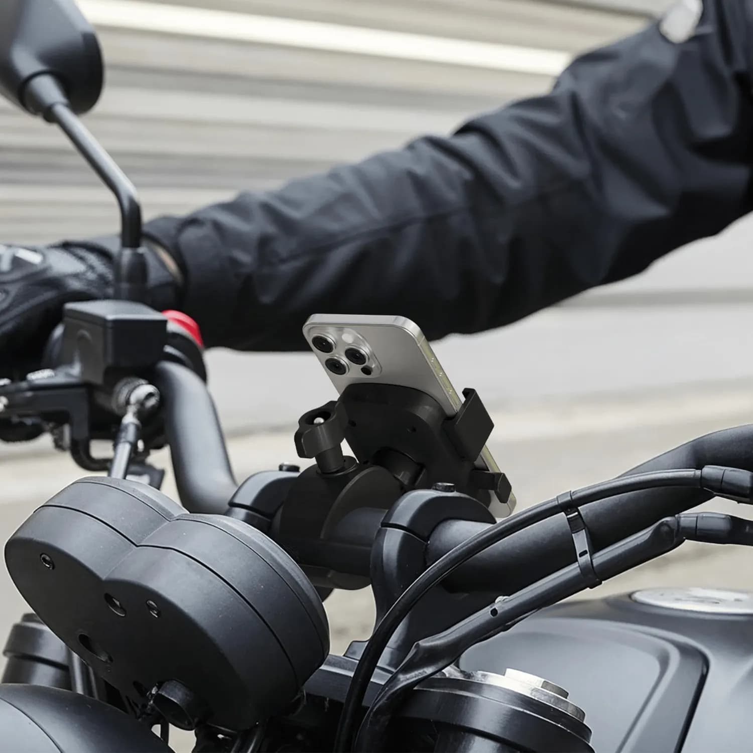 Green Lion Bike Phone Holder - Handlebar Mount, Black 2