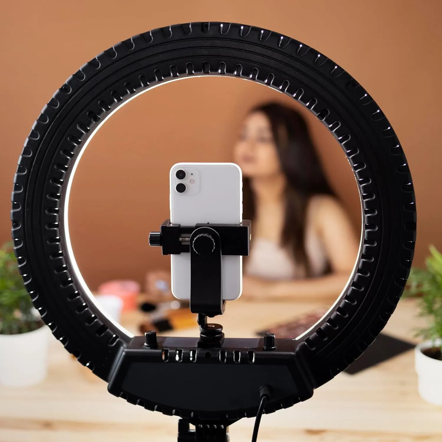 Green Lion LED Ring Light - 18", Remote, 3-Color, Tripod 2