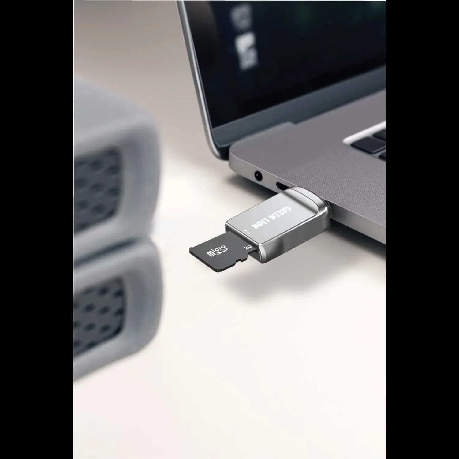 Green Lion SD Card Reader - USB-C, Silver 4
