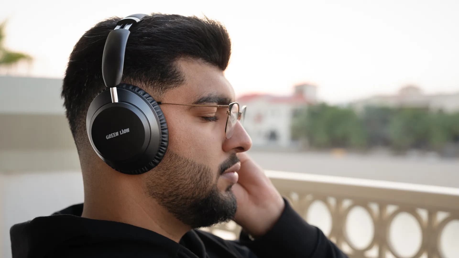 Green Lion Santiago Wireless Headphone 3