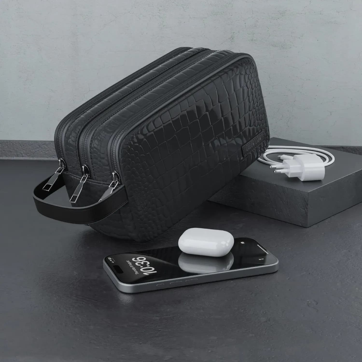 Green Lion Clutch Bag - Ergonomic Design, Black 4