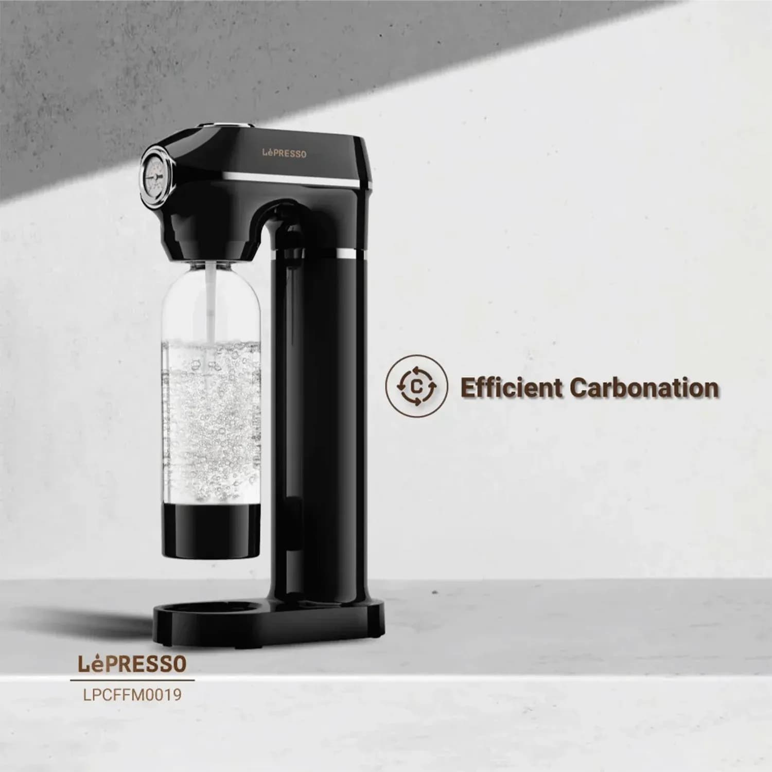 LePresso Carbonator - Cordless 1000mL Sparkling Water Maker, CO2 Compatible 2
