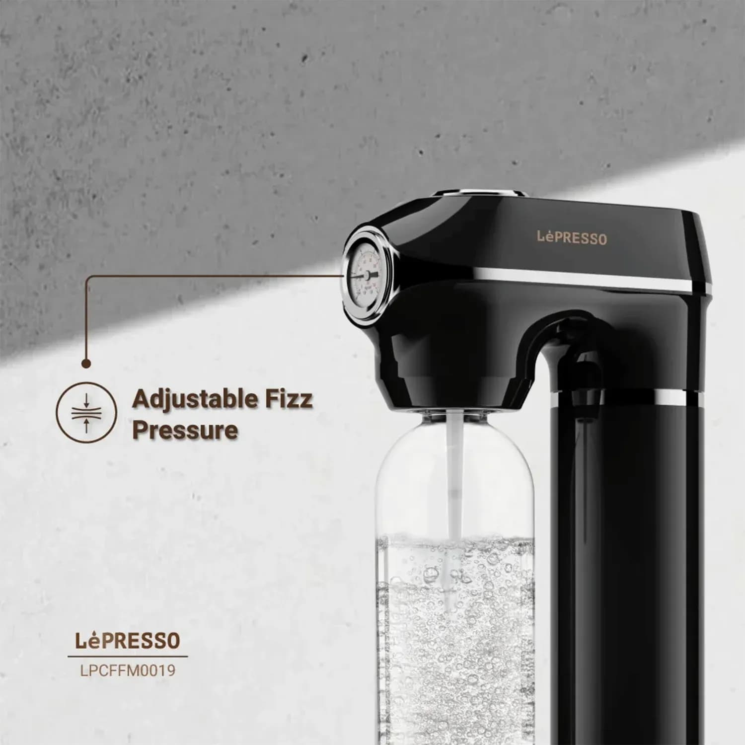 LePresso Carbonator - Cordless 1000mL Sparkling Water Maker, CO2 Compatible 3