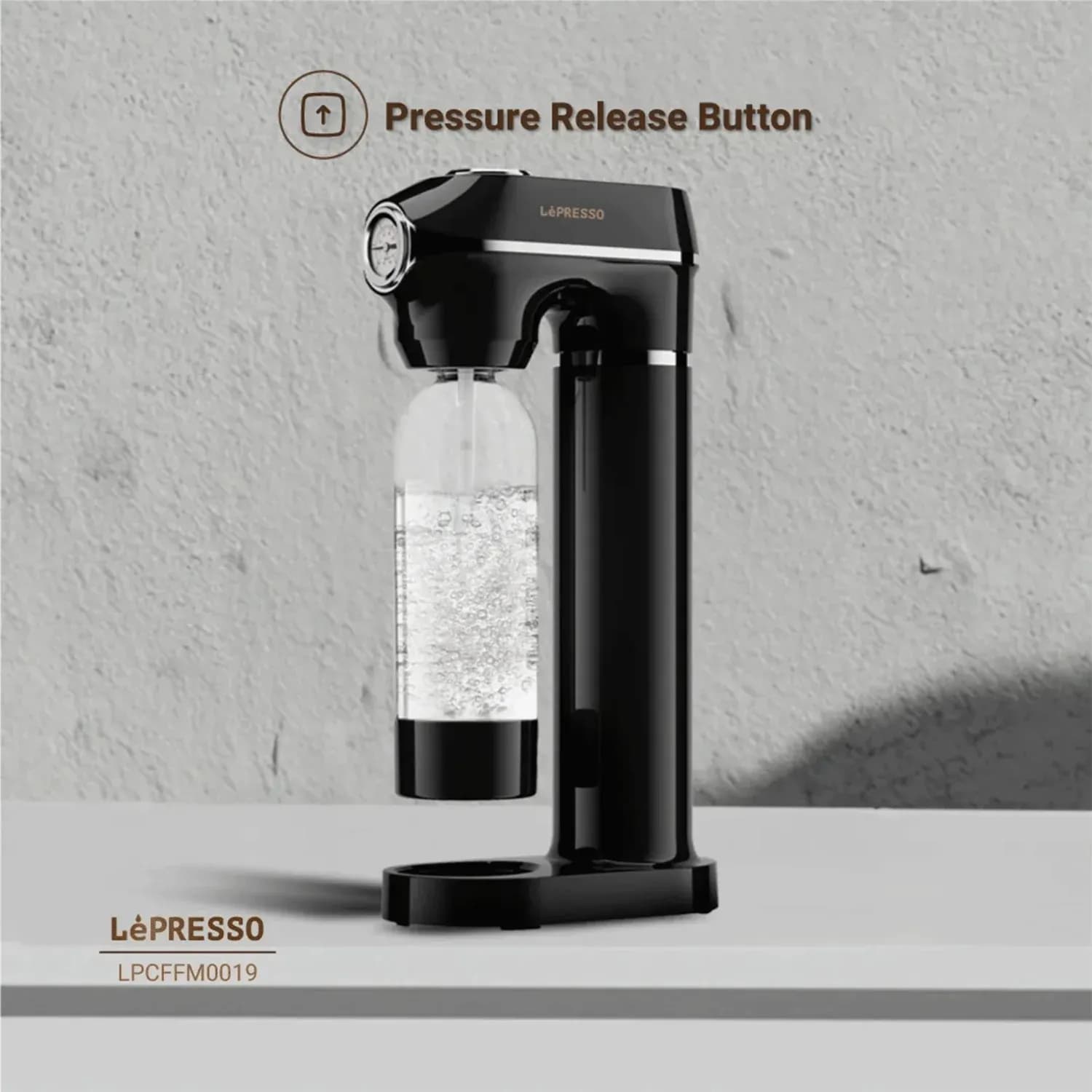 LePresso Carbonator - Cordless 1000mL Sparkling Water Maker, CO2 Compatible 4