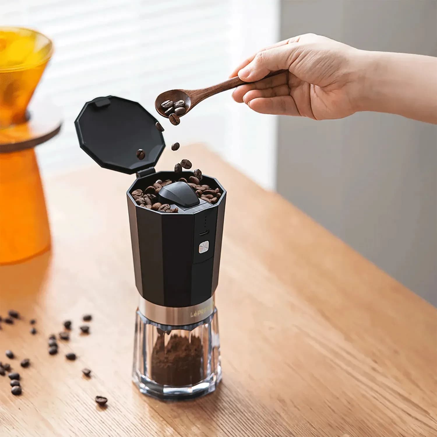 LePresso Cordless Conical Burr Grinder - 18W, Black 3