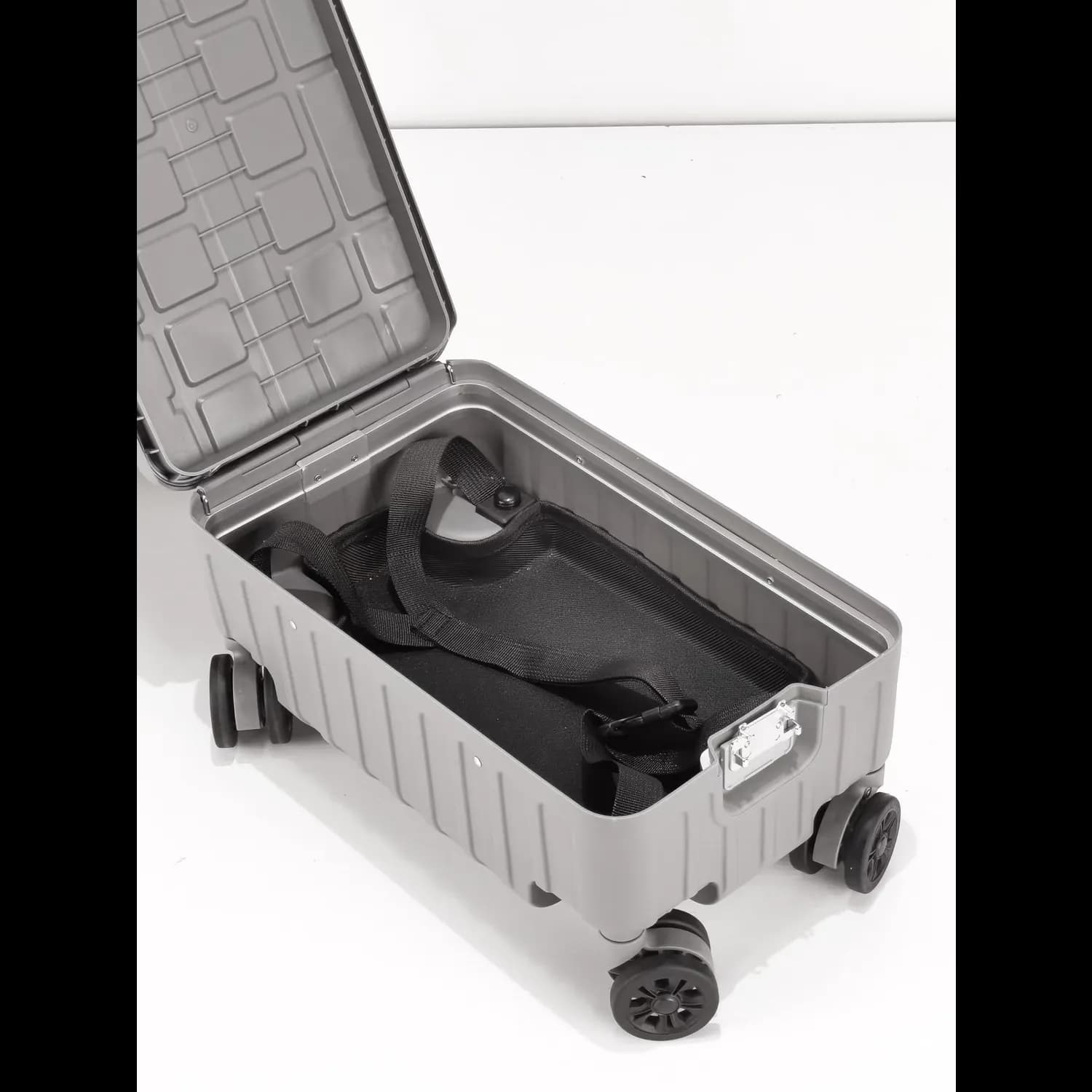 Levelo 20'' Boarding Luggage — Grey 4