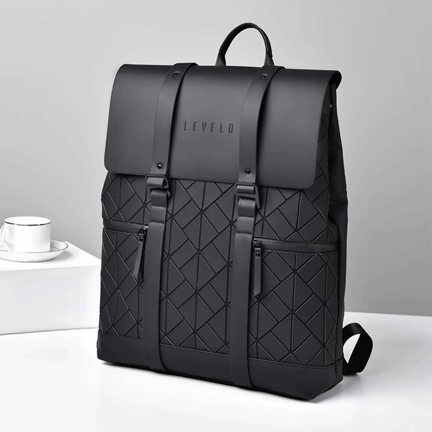 Levelo CAEN Travel BackPack 5