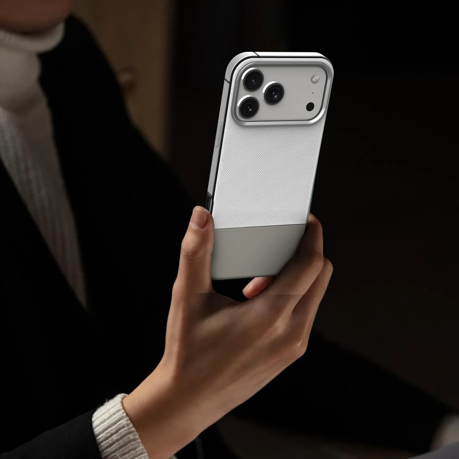 Levelo Cuir Case 3