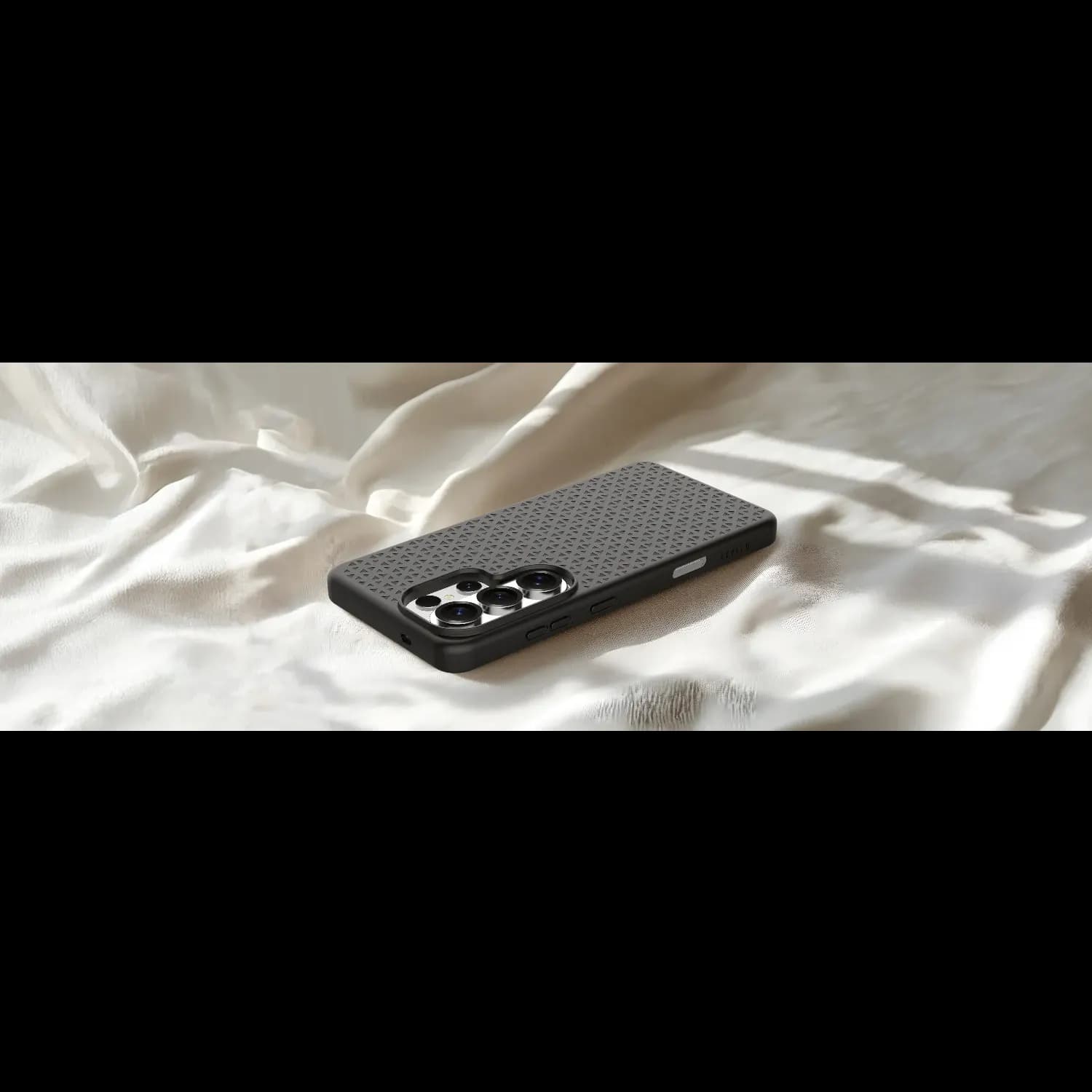 Levelo Flora MagSafe Liquid Silicone Case 5