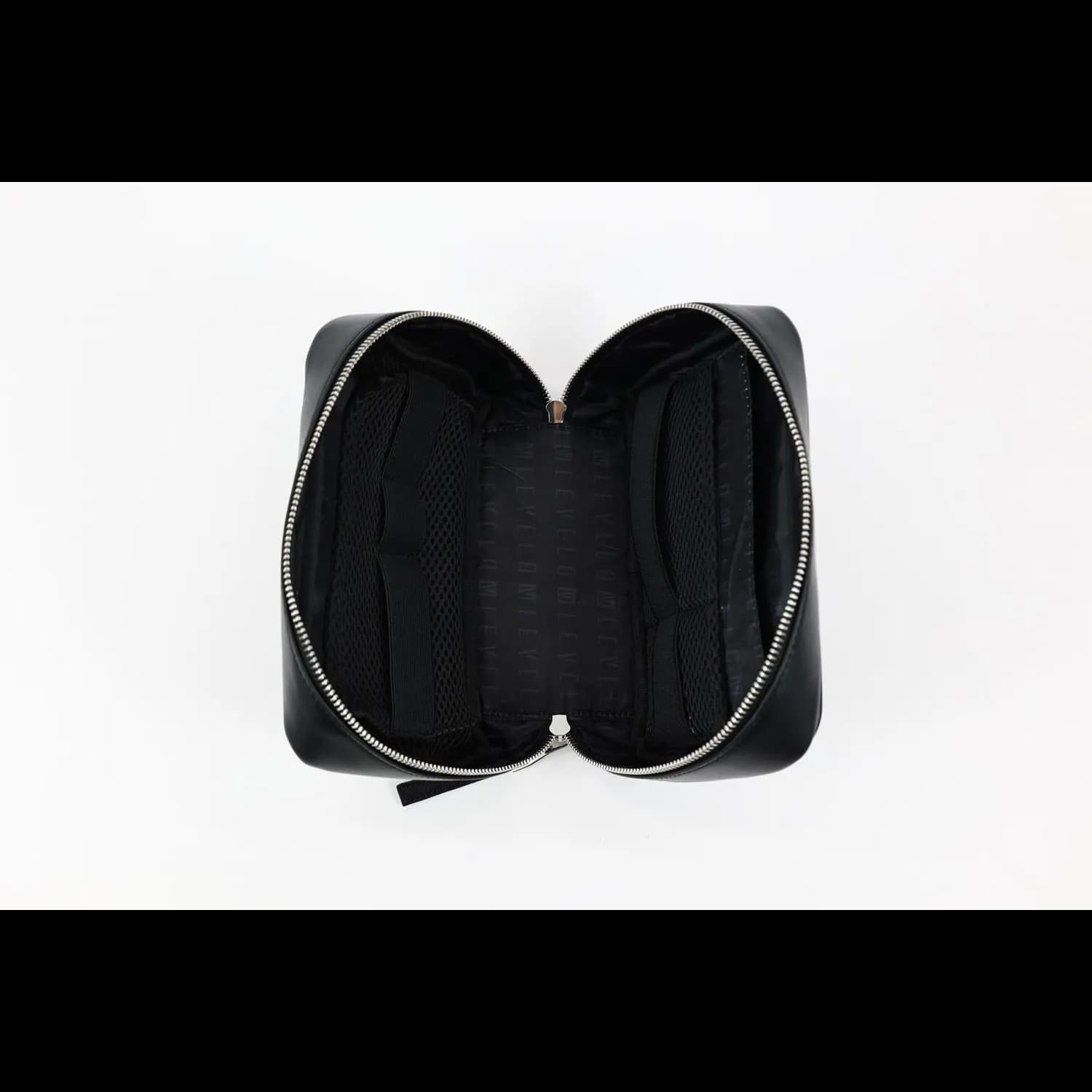 Levelo Pochette Pouch 3