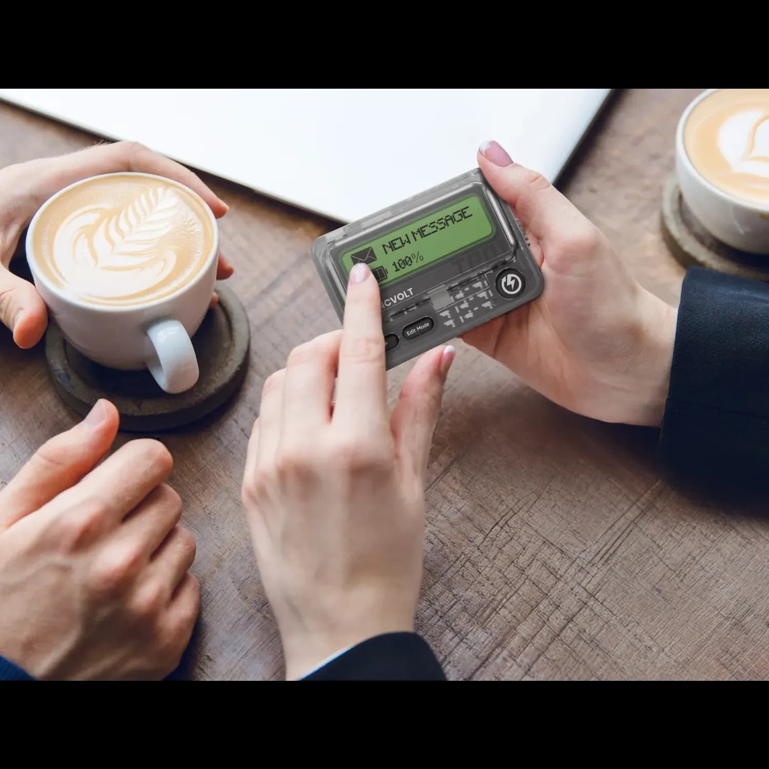 Levelo Syncvolt 10000mAh Chatting Power Bank 4