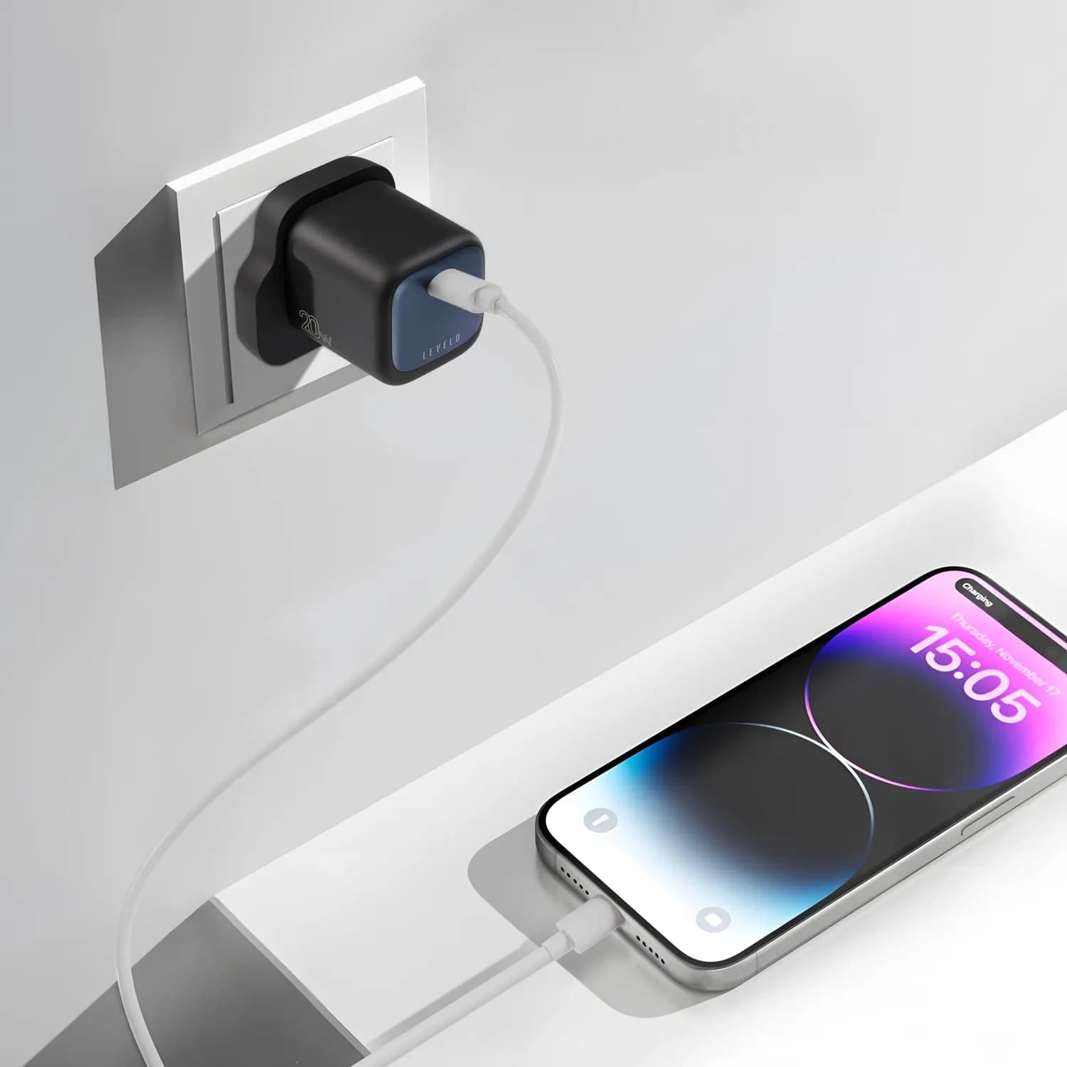 Levelo Vero 20W GaN UK Adapter With Single Type-C Port — Titanium Black 3