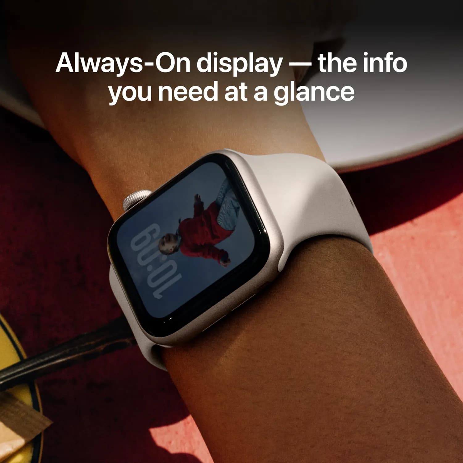Apple Watch SE 3 GPS 40mm - Starlight Aluminium, Sport Band S/M 4