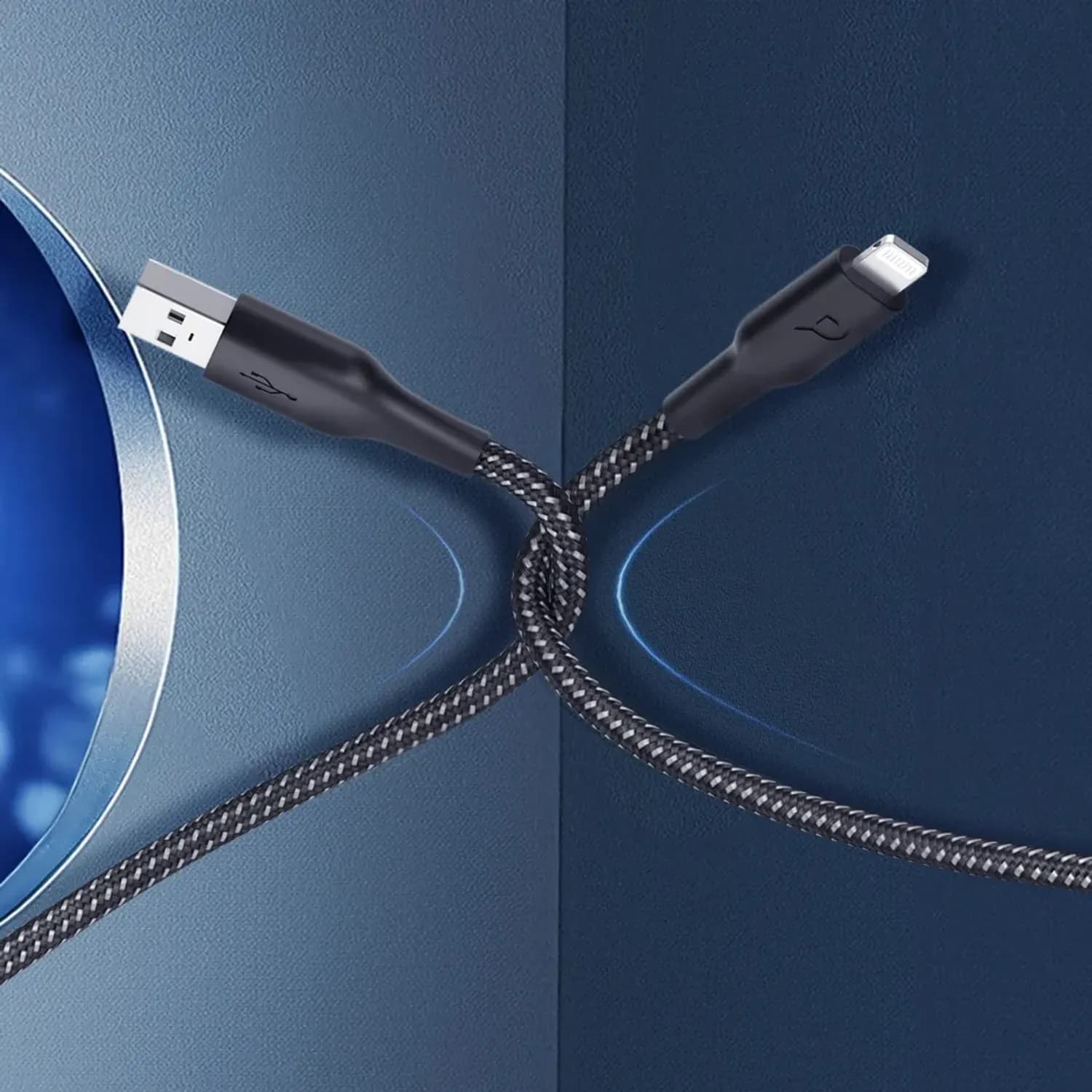 Powerology USB-A to Lightning Cable - Braided 1.2M, Black 2