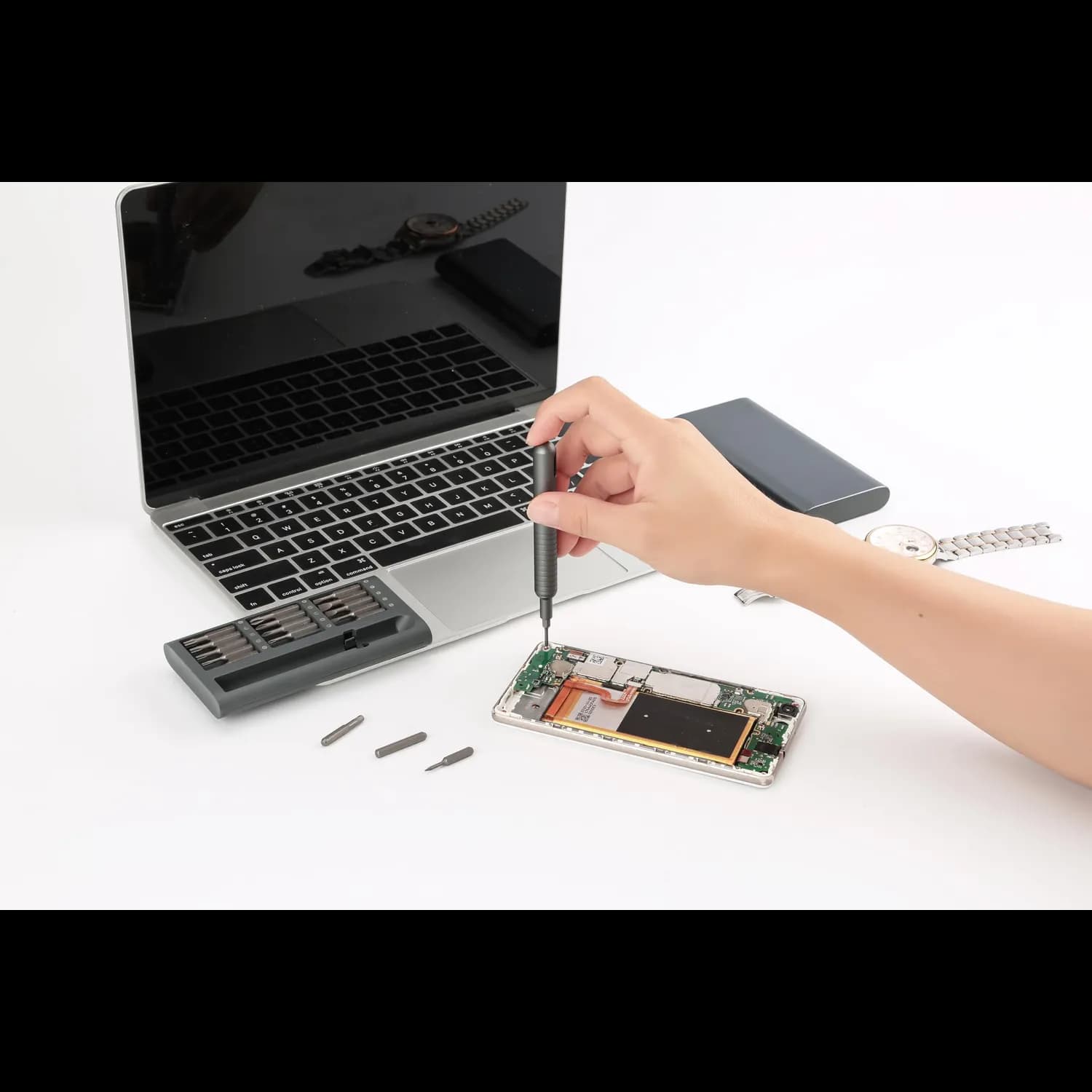 Powerology Screwdriver Kit - 31 Bits Stainless Steel, Gray 3