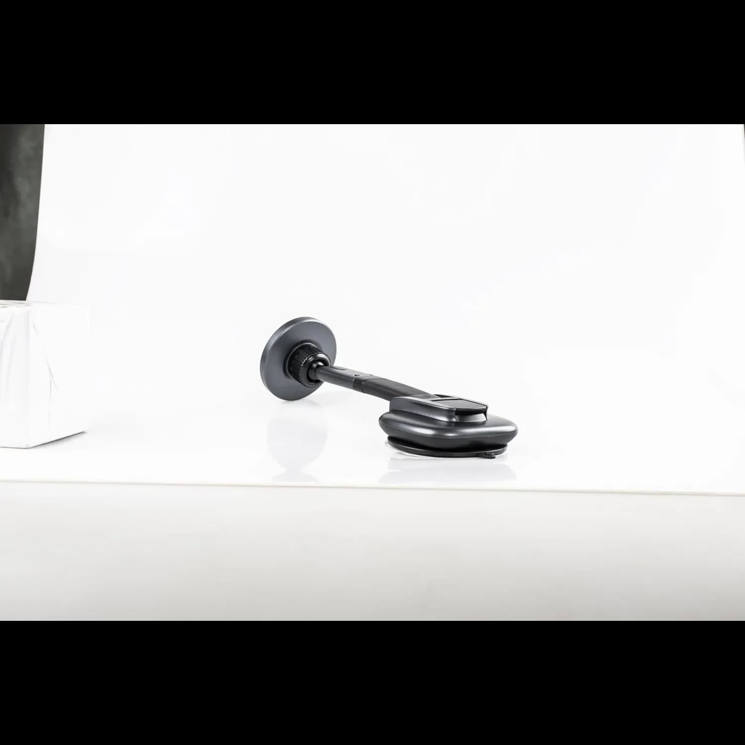 Porodo Magnetic Phone Dash Mount - Flexible Arm, Black 2