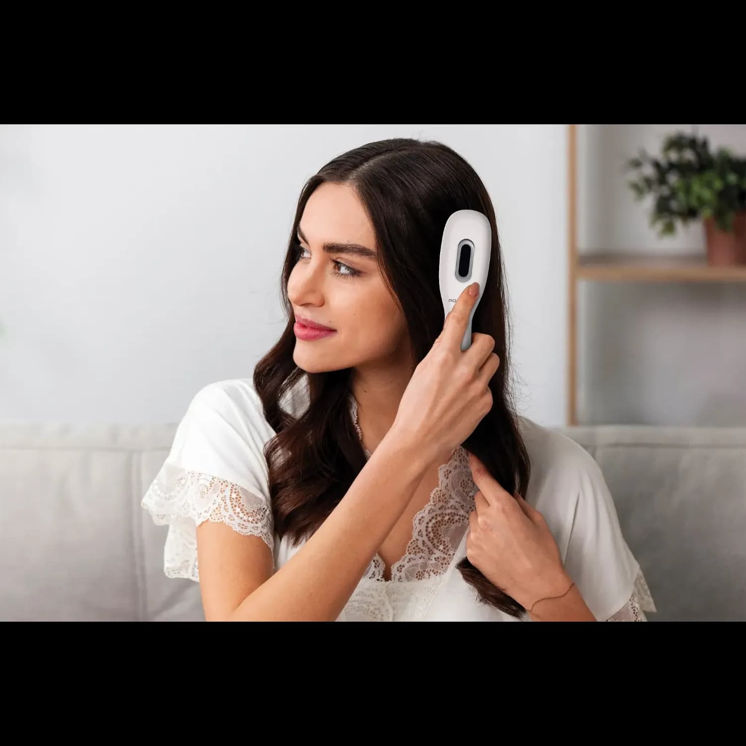 Porodo Scalp Massager - Light Therapy 3-Mode, Rechargeable White 2