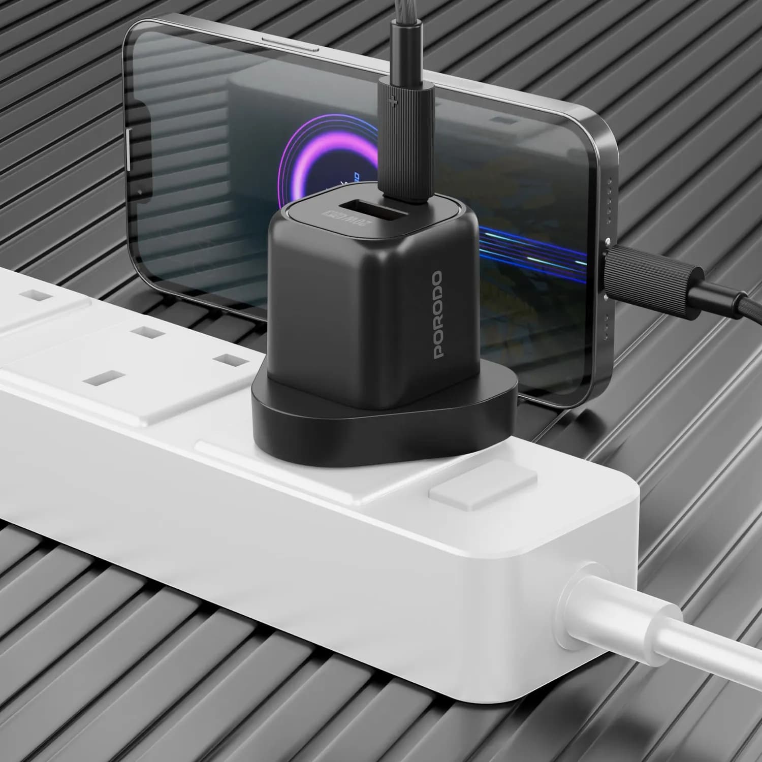 Porodo Fast Charger - 20W USB Q3.0 GaN, Black 2