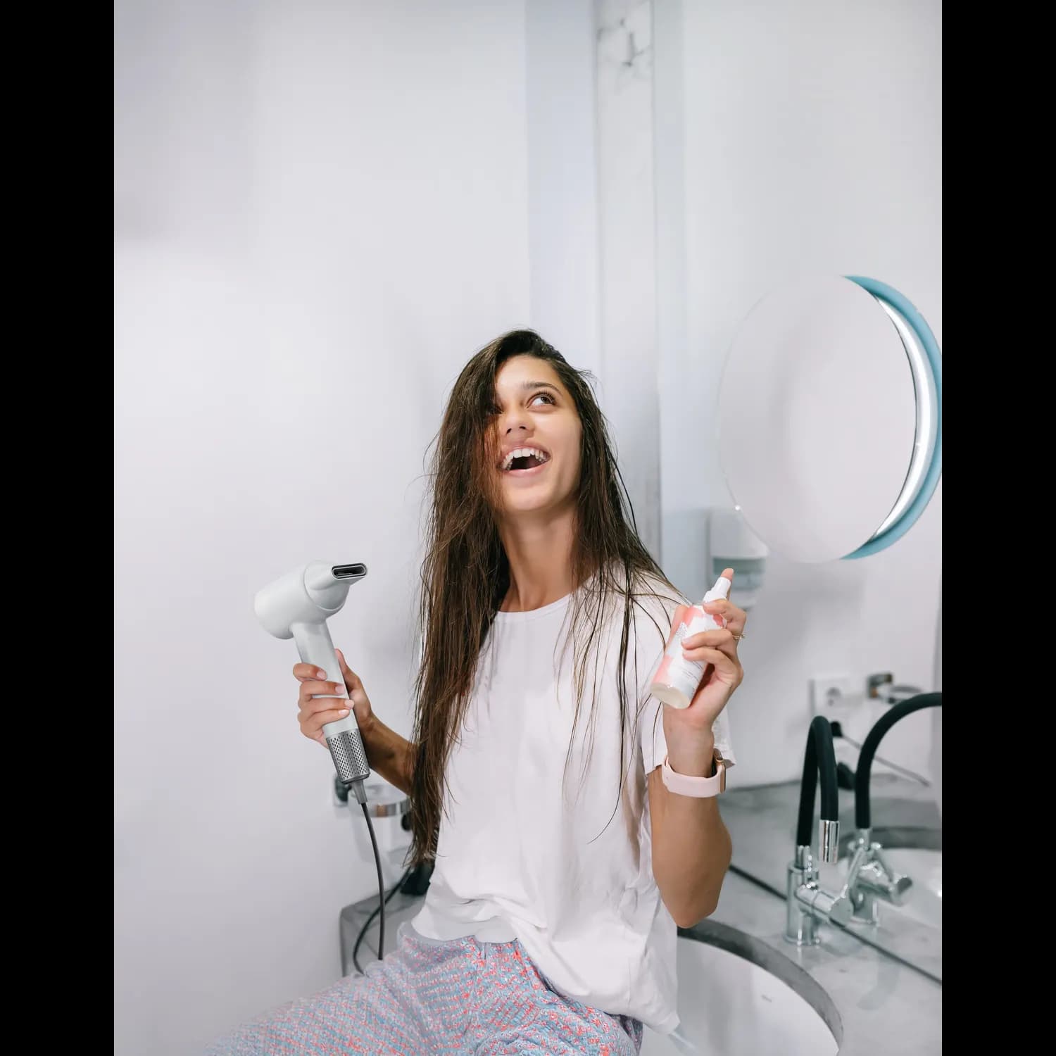 Porodo Hair Dryer - Ionic, Magnetic Nozzle, White 3