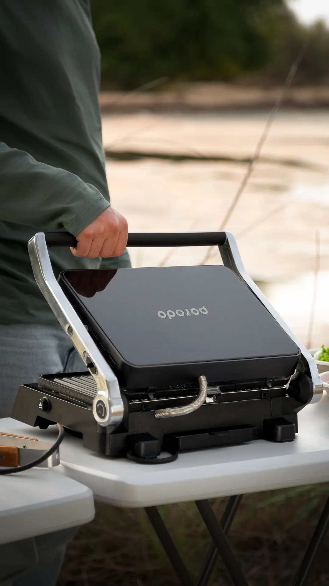 Porodo LifeStyle Glasstop Digital Grill with Removable Grill Plate - B 3