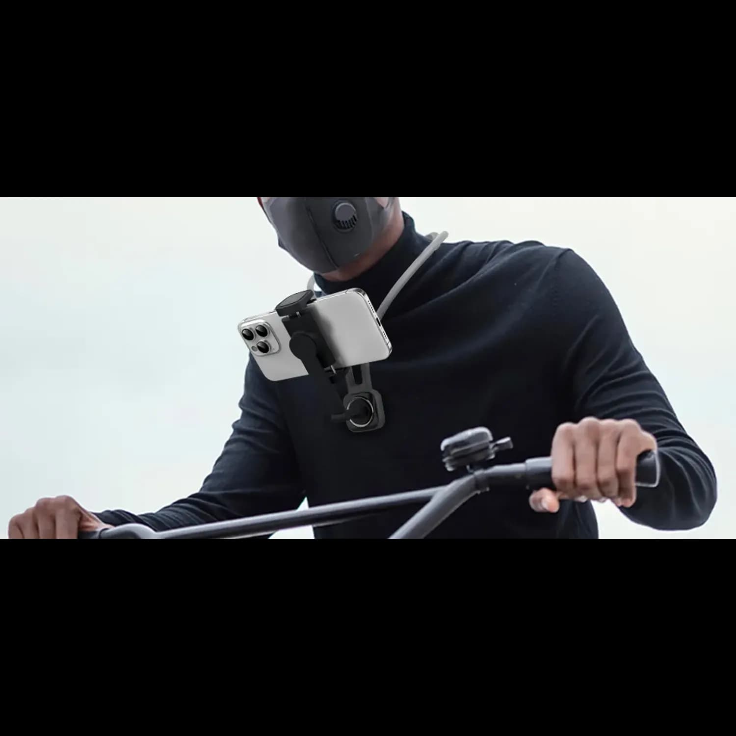 Porodo Smartphone Neck Mount - Adjustable, Magnetic Lock, Black 4
