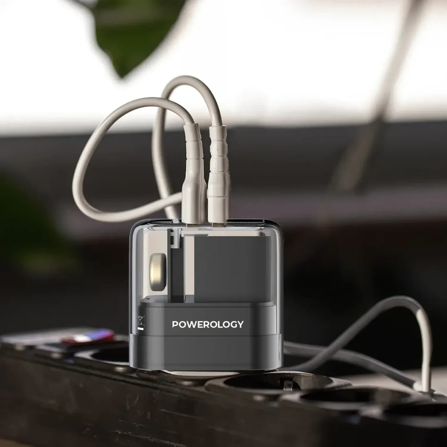 Powerology Charger Crystalline Series - Dual 35W PD GaN, Black 4