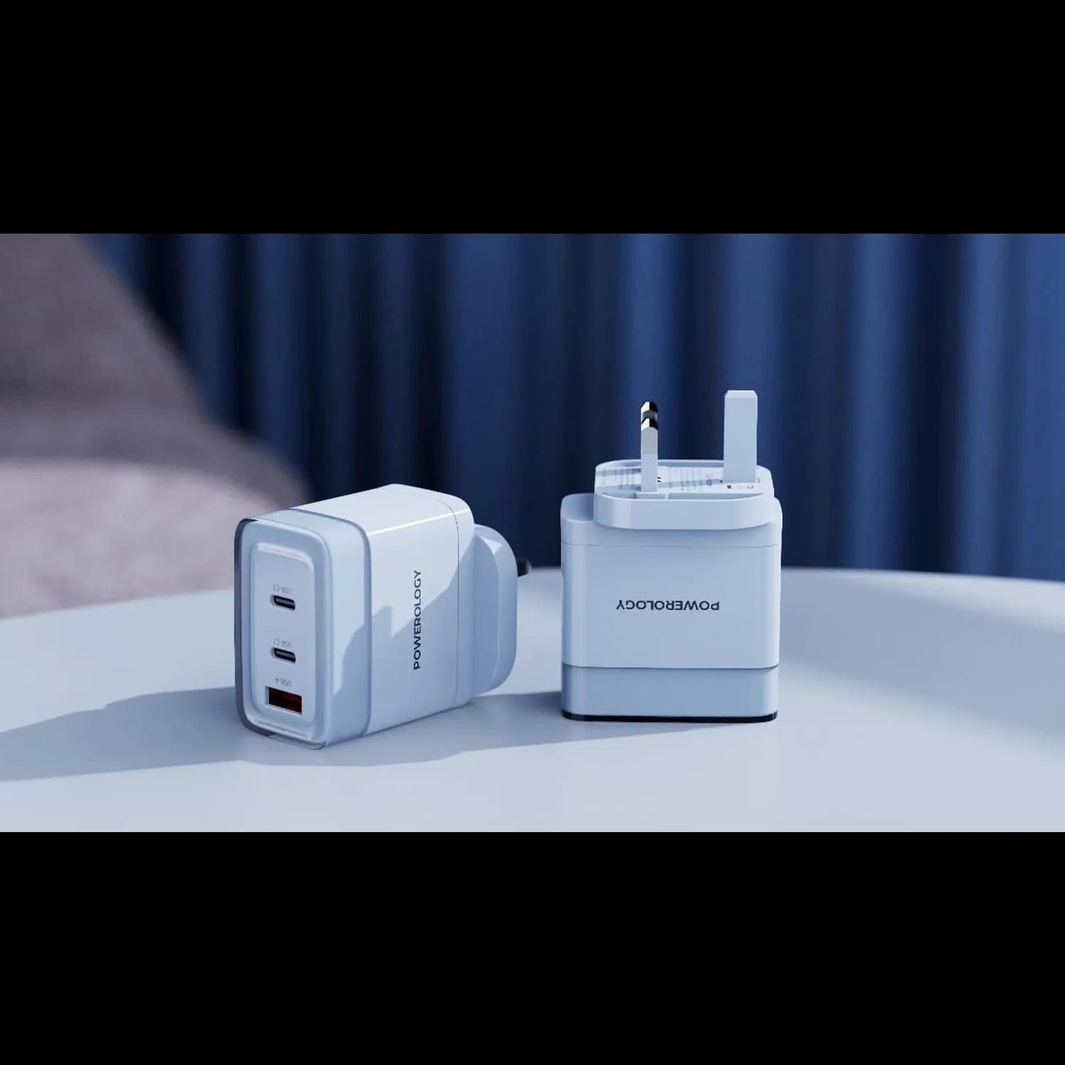 Powerology Fast Charging Adapter LUNEX Series - UK Plug, Blue — White 3