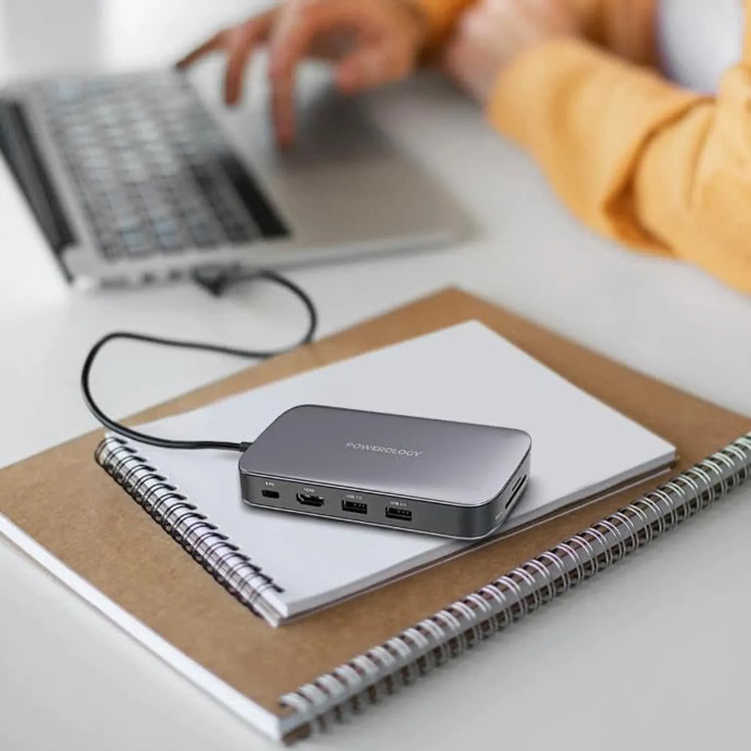 Powerology USB-C Hub & SSD Drive - 256GB, 100W PD, Gray 2